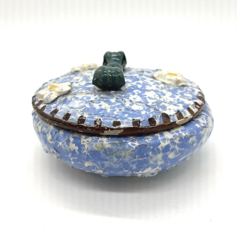 N/A charming vintage